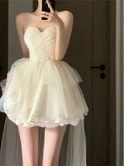 Váy Liền Váy Liền Phong Cách Công Chúa Váy Phồng Ống Ngực Khâu Lưới Hở Lưng Tôn Dáng Gầy Chít Eo Mẫu Mới Mùa Xuân 2025 Cho Nữ